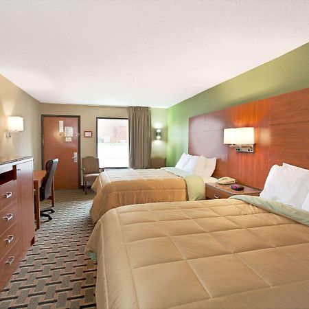 Days Inn Conover/Hickory Buitenkant foto