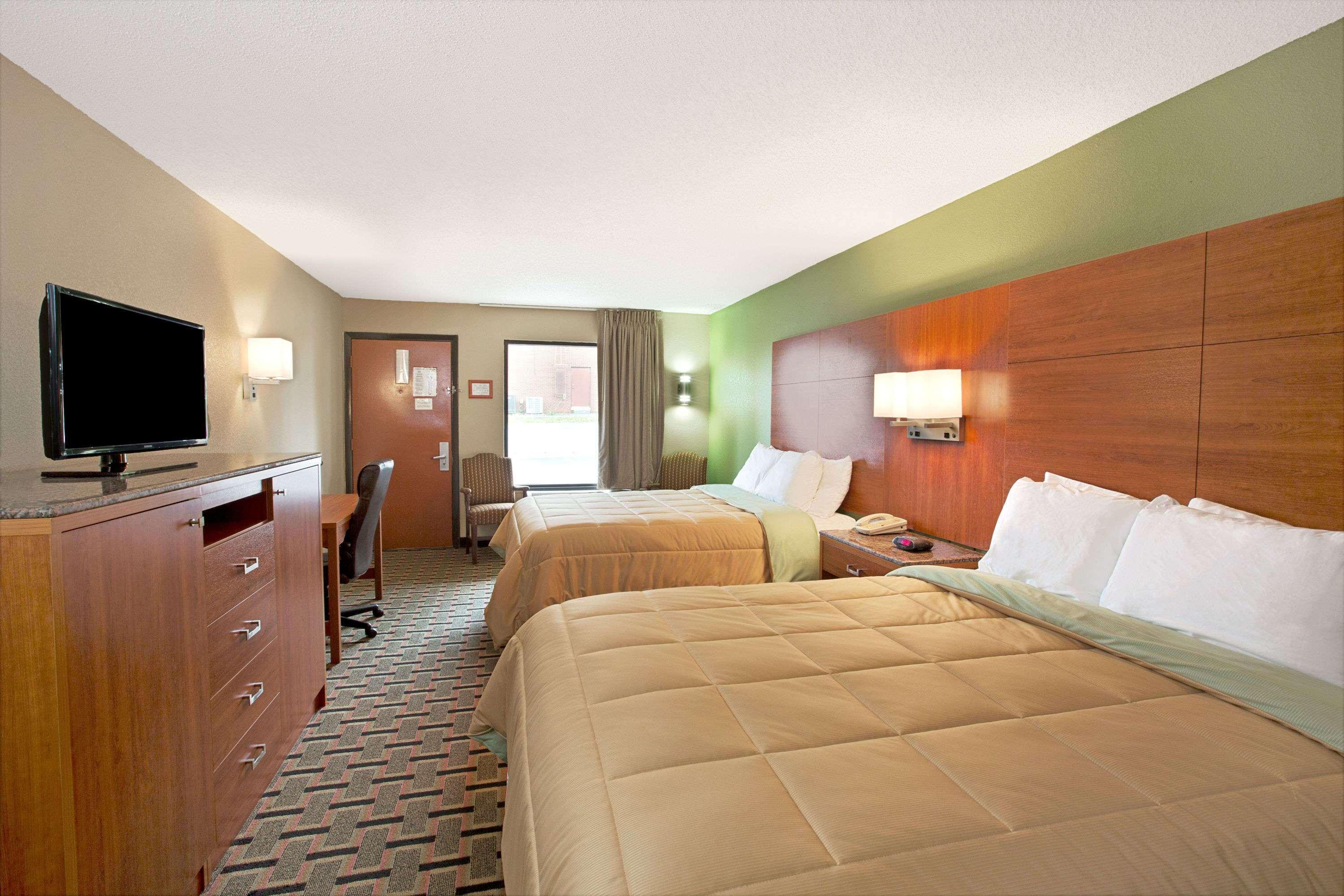 Days Inn Conover/Hickory Buitenkant foto